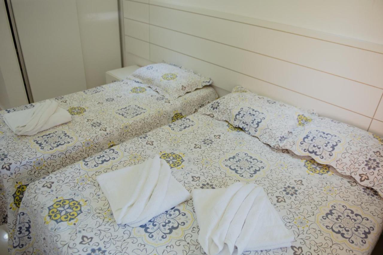 Flat Guarajuba Beira Da Praia Pe Na Areia Zewnętrze zdjęcie